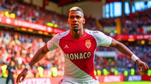 Illustration de Paul Pogba signant avec l'AS Monaco après avoir été lié à l'OM. Image réalisée par IA.