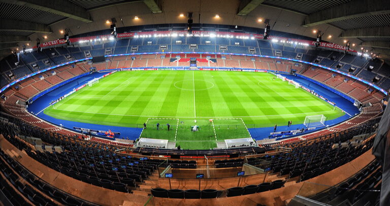 Le PSG offre des protections périodiques au Parc des Princes